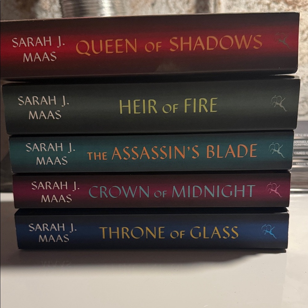 Barnes & Noble Book Set - Red, Green, Blue, Yellow
